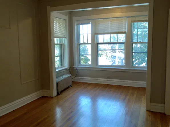722 Sherman Ave APT 1, Evanston, IL 60202