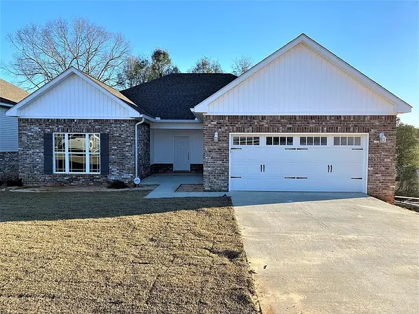 652 Valley Stream Dr, Enterprise, AL 36330