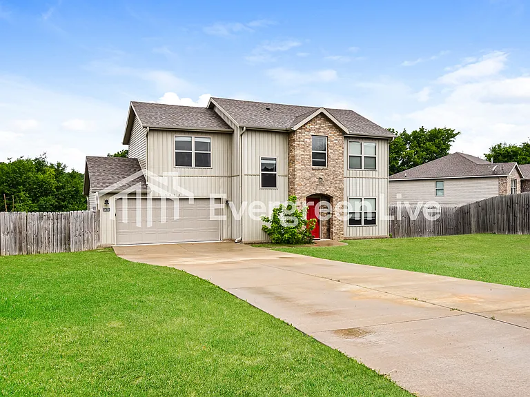 3573 Knox Loop — Photo 2