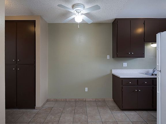 5th image of 1091 Calla Ave Unit O