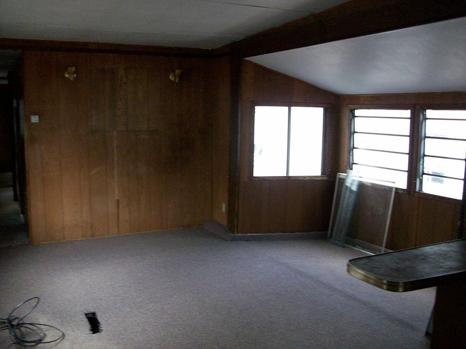 2nd image of 437 Pine St Lot 3