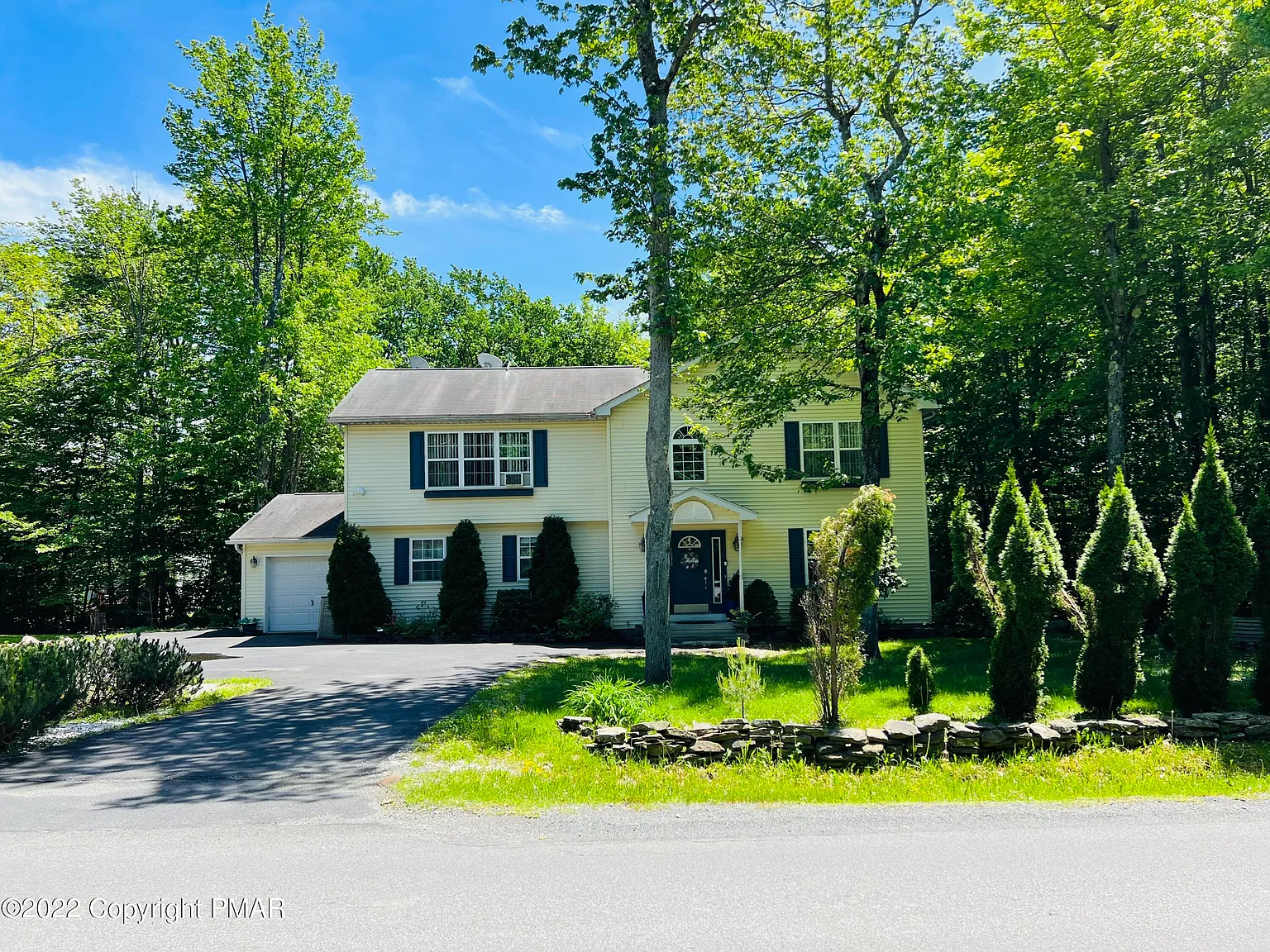 1039 Seven Nations Dr photo 1