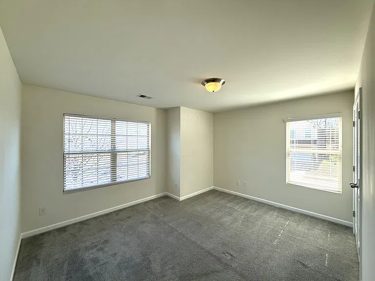 354 Cornielle Ln — Photo 13
