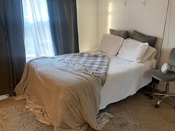 4th image of 211 North Ave APT 1328