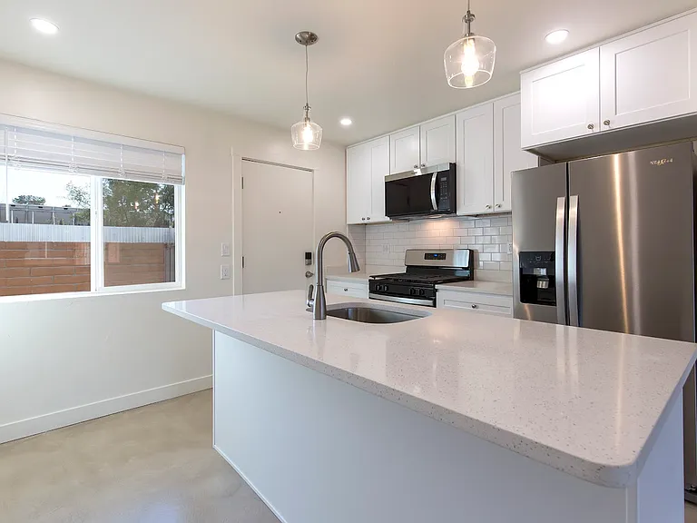 1423 N Venice Ave #K — Photo 11