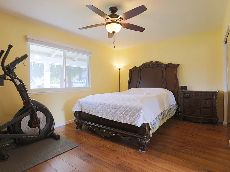 277 Los Palmos Way — Photo 7