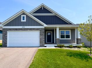 20104 Globe Dr, Lakeville, MN 55044