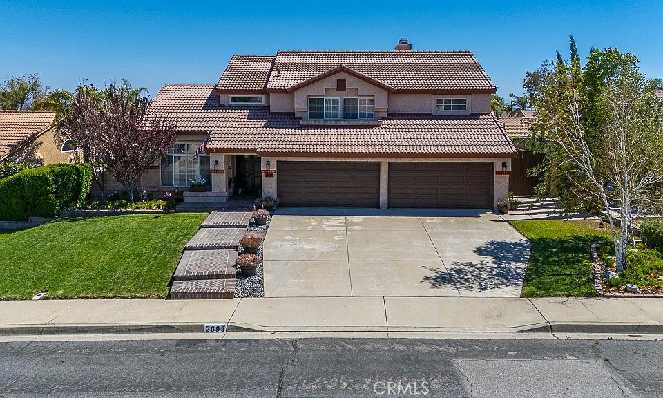 1st image of 2693 W La Morada Dr