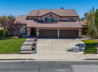 2693 W La Morada Dr, Rialto, CA 92377