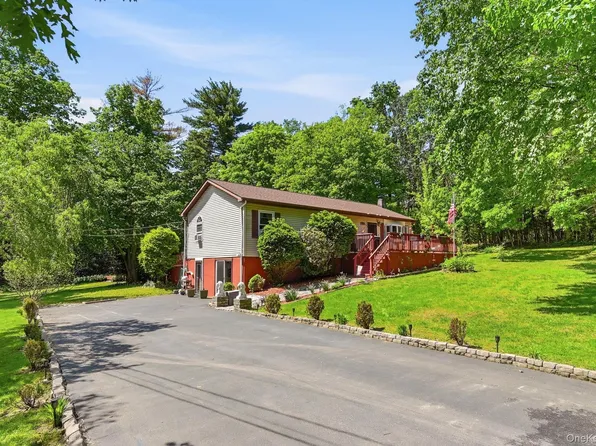 13 Diamond Court, Saugerties, NY 12477
