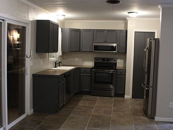5th image of 508 Gallia St