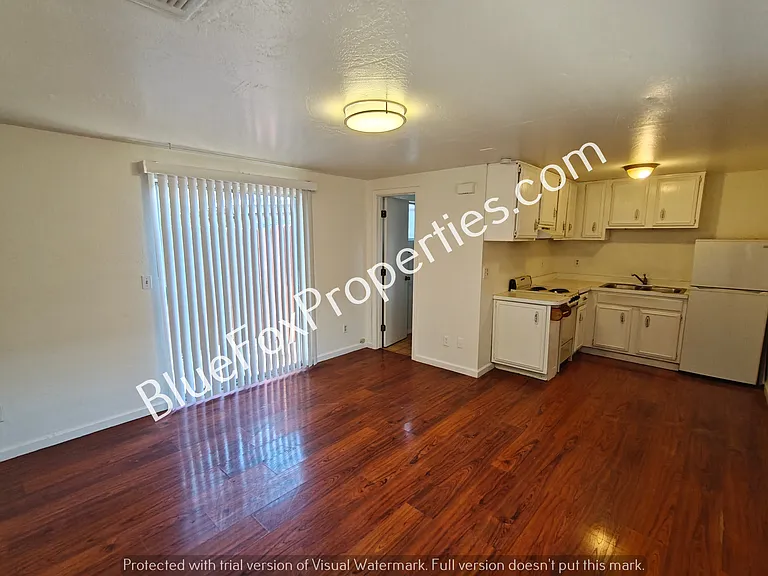 4142 E Spring St #2 — Photo 4