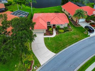 6812 Corral Cir, Sarasota, FL 34243