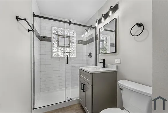 2 bed, 684 sqft, $2,150 — Photo 4