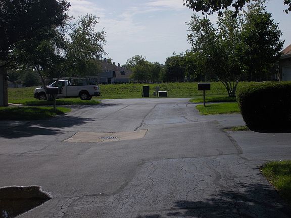 3rd image of 12050 Baneberry Dr APT 13