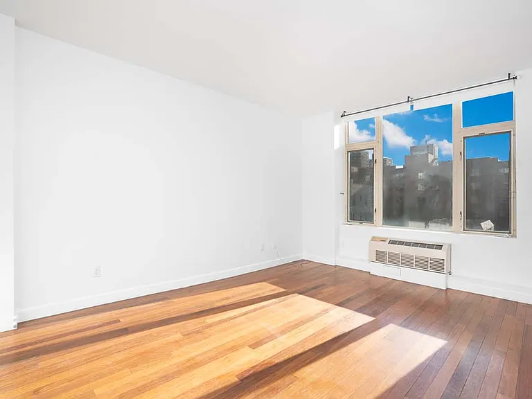 161 E 110th St #4K — Photo 6