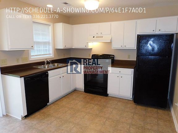 5th image of 3908 Woodberry Lake Dr