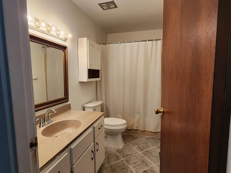 4675 Croftshire Dr #4675 — Photo 6