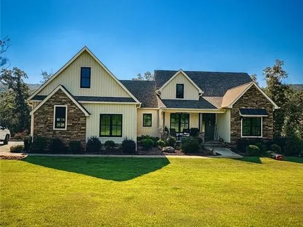 112 Harbor Dr E, Lexington, NC 27292