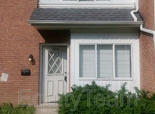 6914 River Rd, Cincinnati, OH 45233