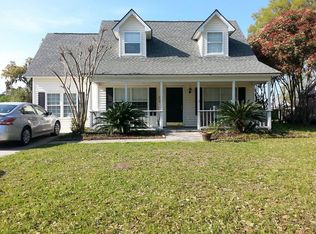 388 Sterling Creek Dr, Richmond Hill, GA 31324