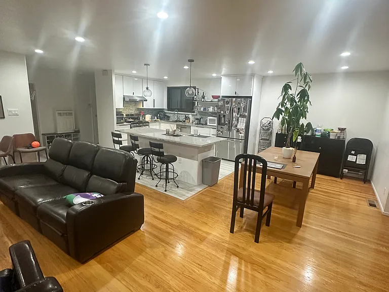 207 Morton Dr — Photo 1
