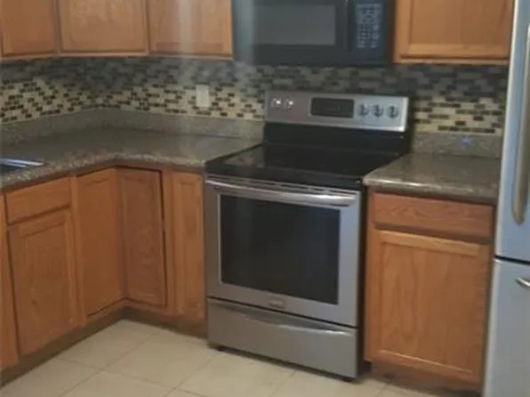 180 NE 12th Avenue #17a, Hallandale Beach, FL 33009