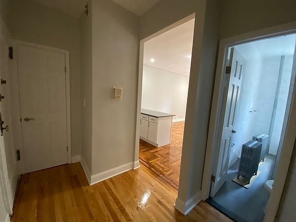 4th image of 80-15 Grenfell St #22D