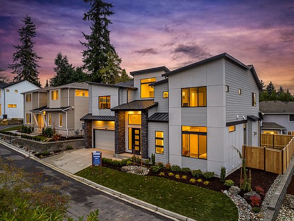 Lakeside in Kenmore - an enclave of just 4 homes