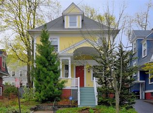 8 Paterson St, Providence, RI 02906