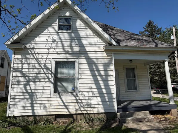 4 Tilman Ave, Danville, IL 61832