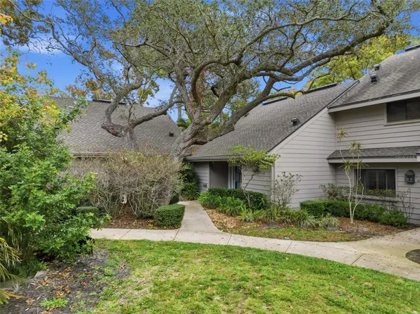 602 Old Mill Pond Rd, Palm Harbor, FL 34683