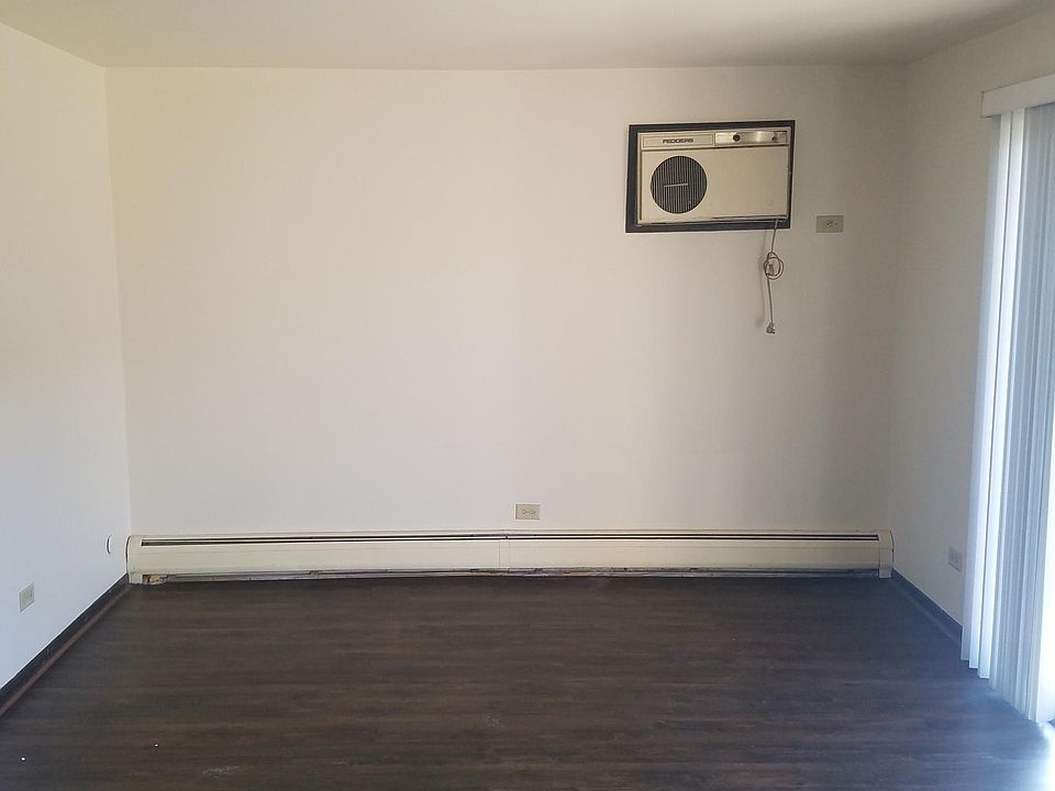 1st image of 5826 158th Pl APT 2BR