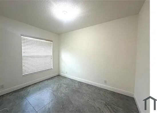 12522 Hamlin Blvd — Photo 32