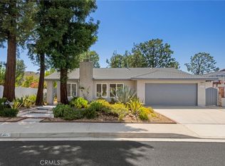 26017 Redbluff Dr, Calabasas, CA 91302