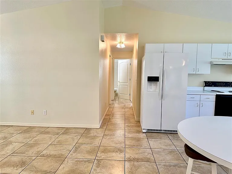 4416 Redcoat Dr — Photo 12