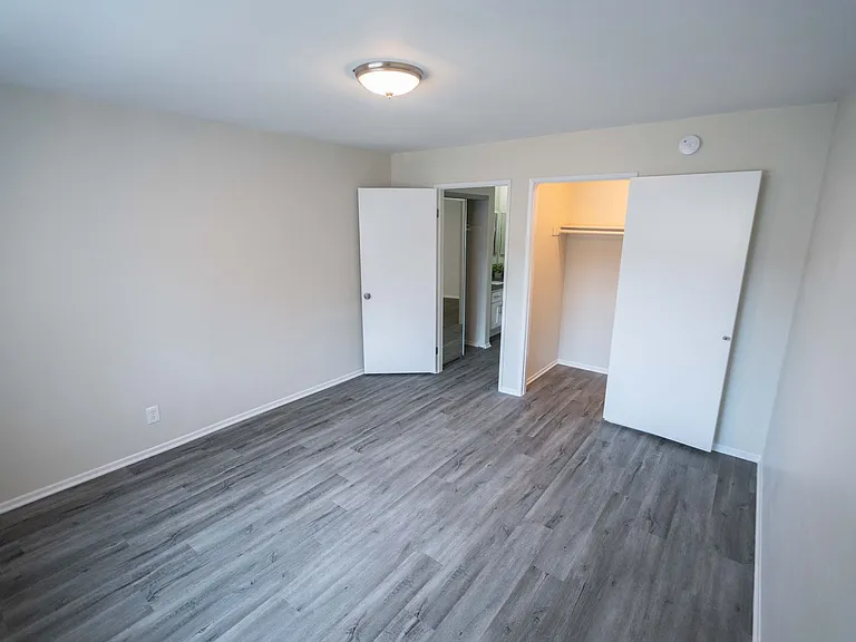 2039 North Las Palmas Ave — Photo 47