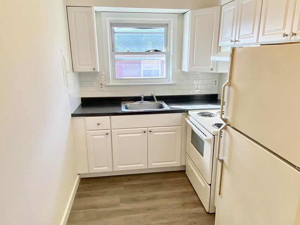 2nd image of 1931 S Railroad Ave