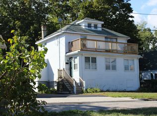 33 Warwick St, Quincy, MA 02170