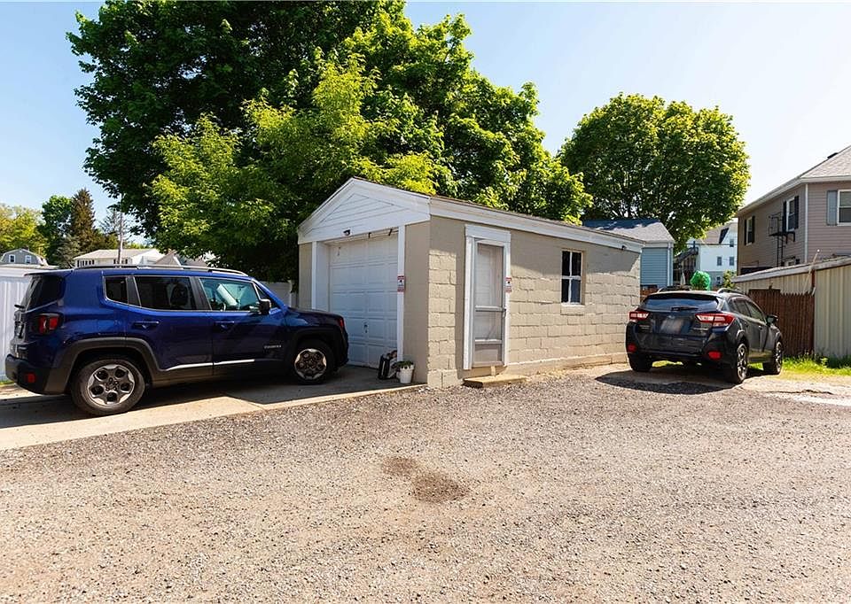 41 Phenix Ave, West Warwick, RI 02893 Zillow