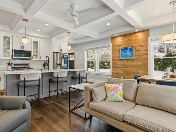 114 Saratoga Way #1, Portsmouth, NH 03801