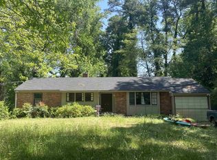 126 Longview Lake Dr, Raleigh, NC 27610