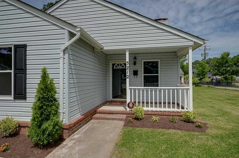 5212 Kennebeck Ave — Photo 2