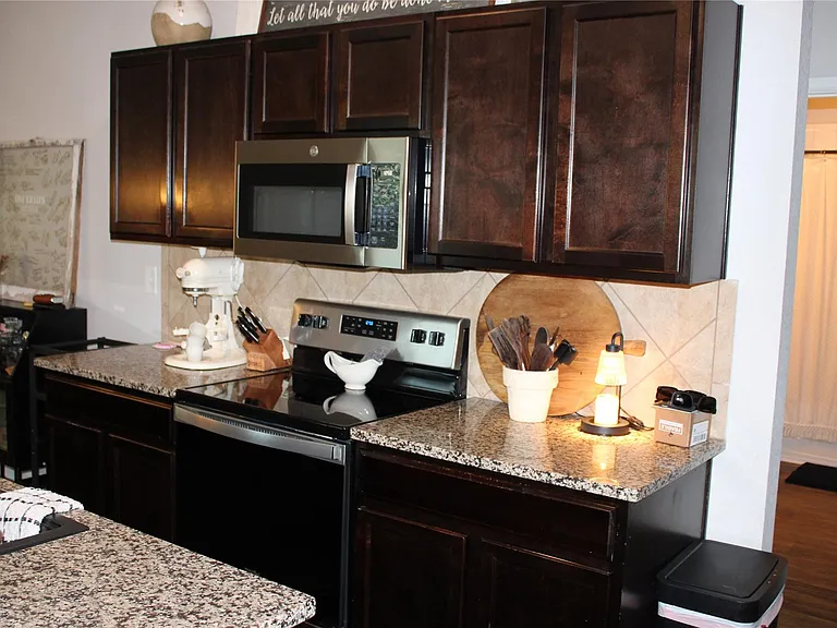 12217 Riprap Dr — Photo 3
