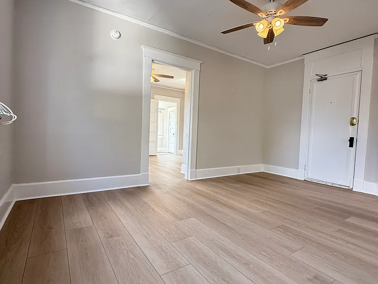 816 2nd St N #3 — Photo 4