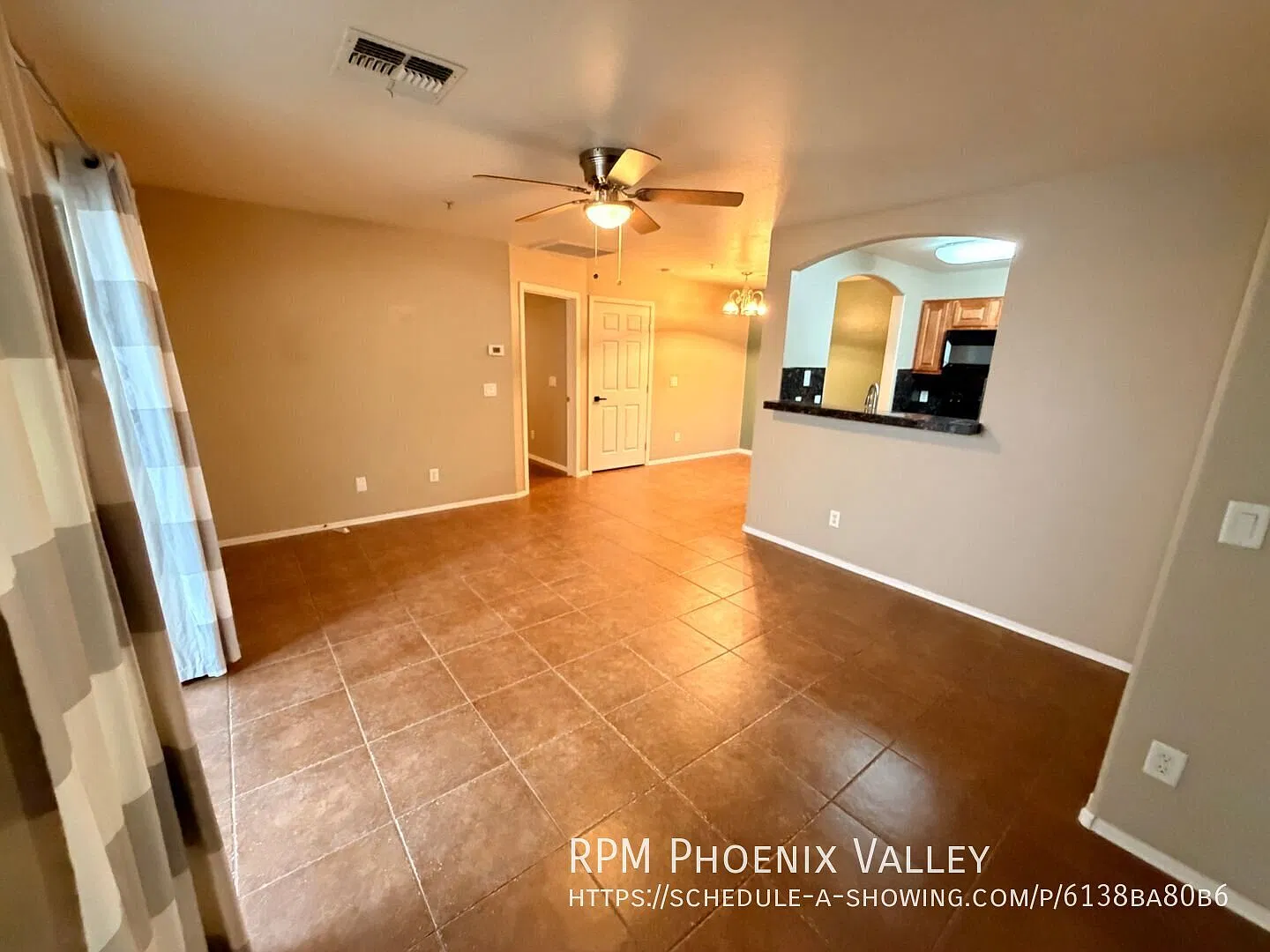 Beautiful 2 Bed / 2 Bath Condo in North Phoenix — Photo 3