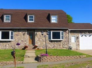 24 Reservoir Rd, Gloucester, MA 01930