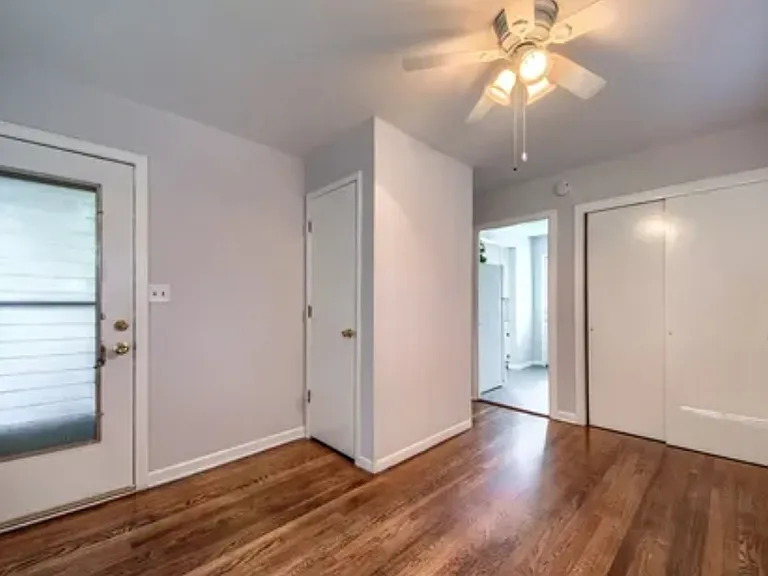 138 Norfolk Pl — Photo 20