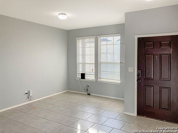 3rd image of 9932 Waddie Ln