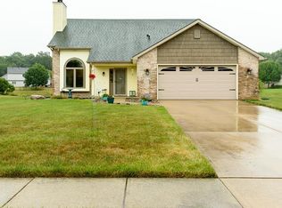 2316 Laforge Ln, Auburn, IN 46706